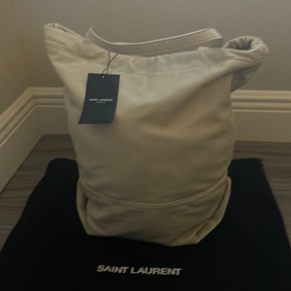 YSL authentic lamb skin bag. Card of authenticity. - Picture 3 of 17